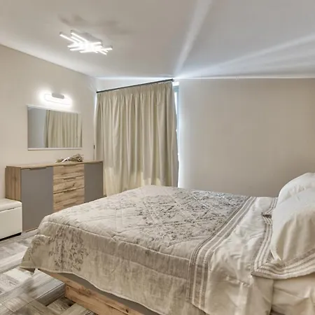 Mandala Seafront Szálloda