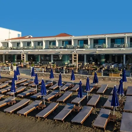 Mandala Seafront מלון 3*