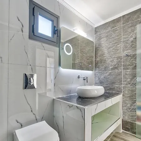 Mandala Seafront לגאנאס