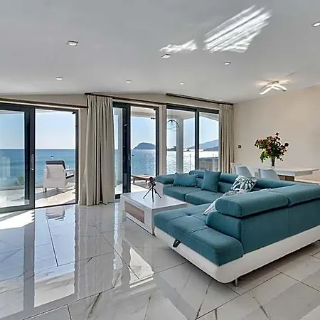 Mandala Seafront Hotel