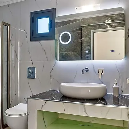 Mandala Seafront Hotel 3*