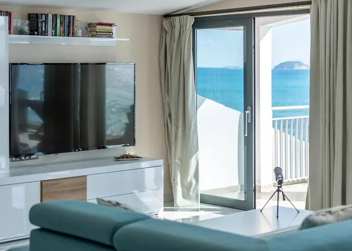 Hotel Mandala Seafront