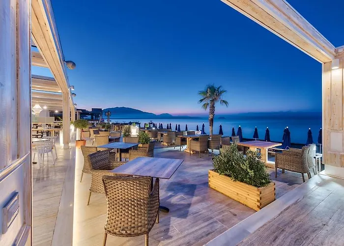 Hotel Mandala Seafront