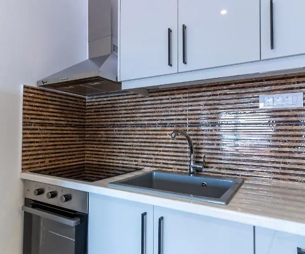 Hotel Mandala Seafront 3*