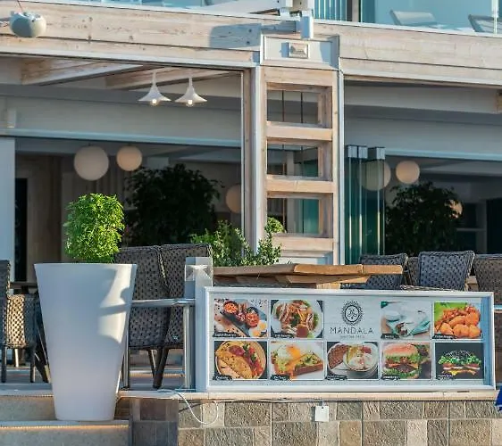 Mandala Seafront Hotel 3*