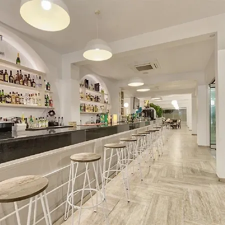 Hotell Mandala Seafront Laganas