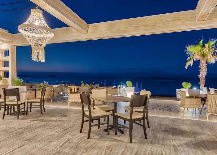 Hotel Mandala Seafront 3*